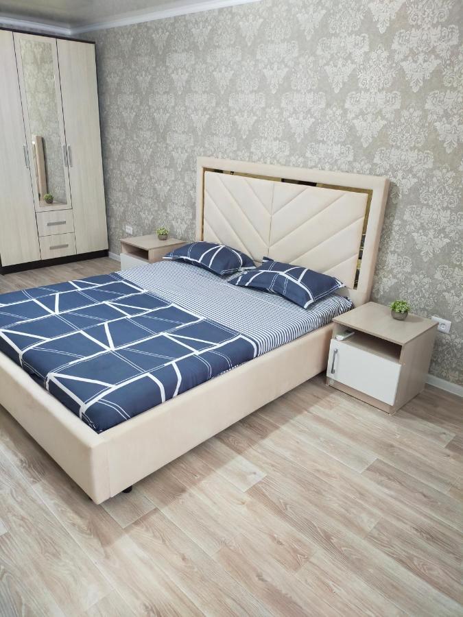 Vip квартира Центр Уралск Екстериор снимка