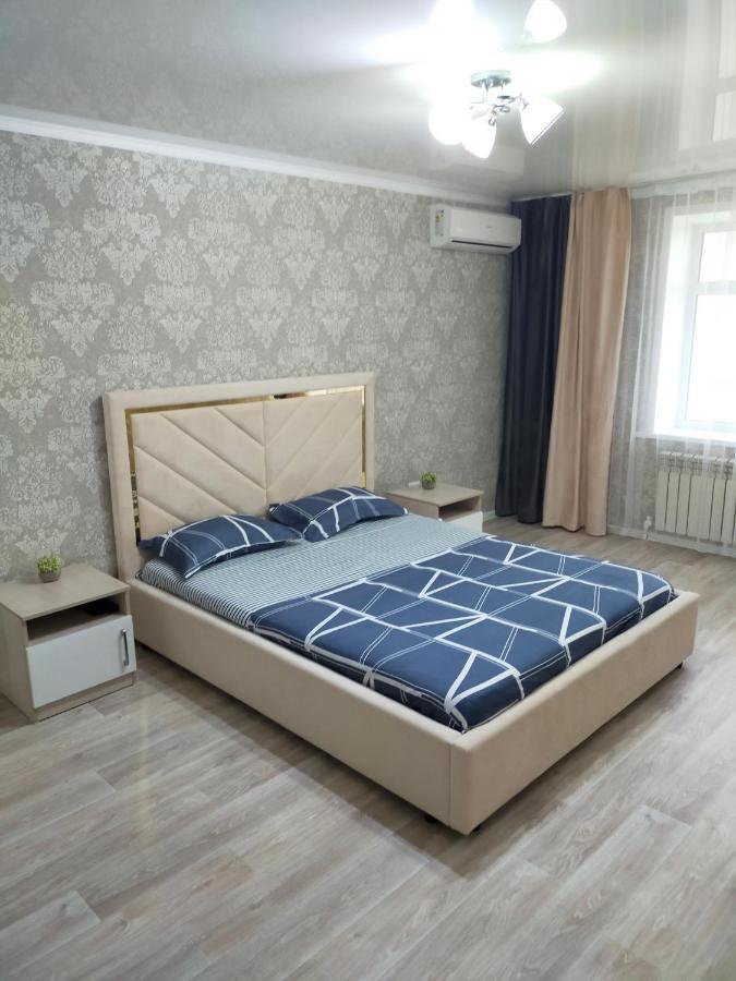 Vip квартира Центр Уралск Екстериор снимка